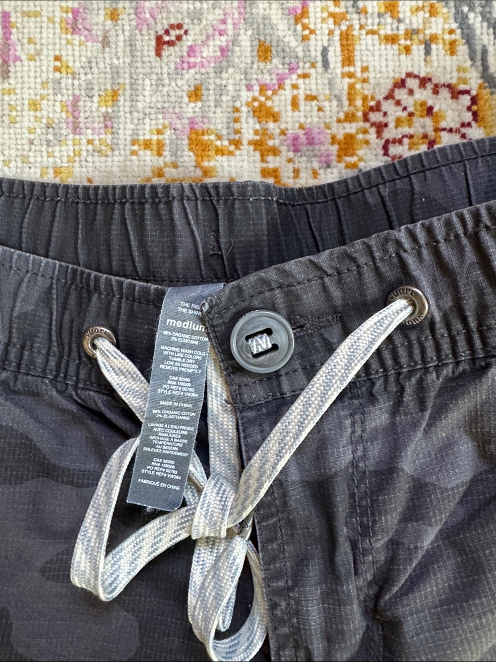 Women's Vuori Dark Gray Camo Drawstring Casual Shorts - Picture 3 of 3